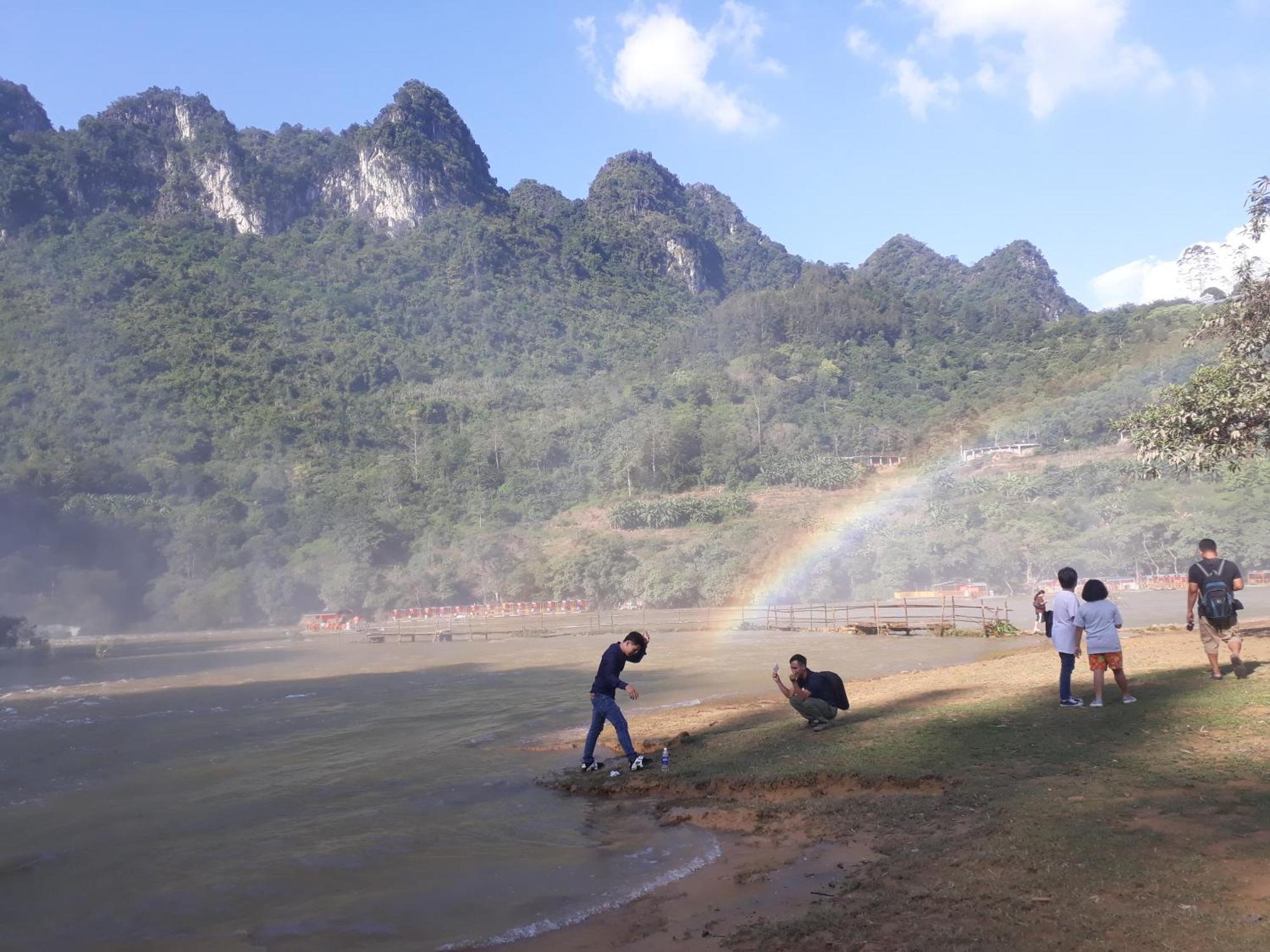 Yến Nhi Bản Giốc Homestay - Nhà sàn đá cổ Cao Bang Ngoại thất bức ảnh